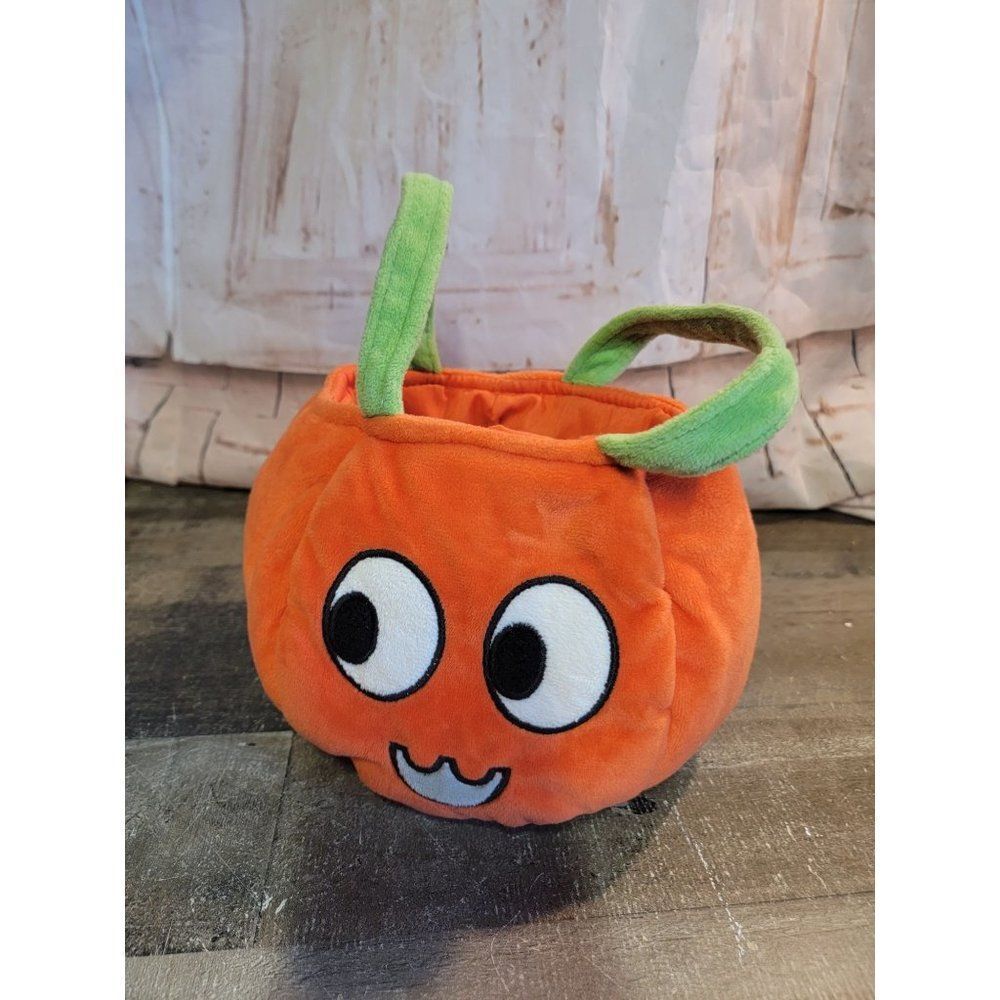 Halloween plush orange pumpkin face happy bucket
